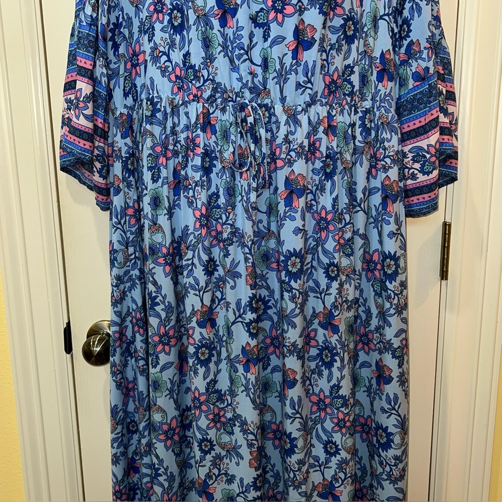 BloomChic Blue Floral V-Neck Maxi Dress Sz 22/24 Fairy Resortwear Cottagecore - Picture 4 of 16